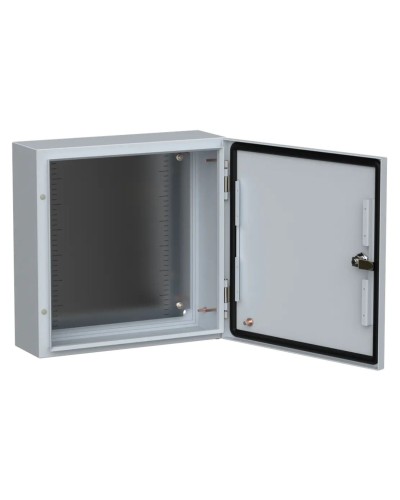 ЩМП-40.40.15 УХЛ1 IP66 400х400х150 TITAN 5 (TI5-10-N-040-040-015-66). Шкаф металлический с монтажной платой. IEK в Саранске
