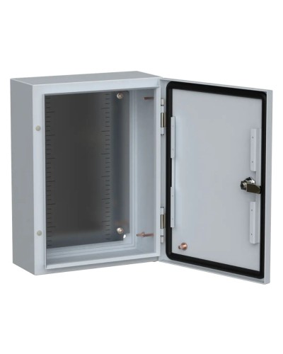 ЩМП-40.30.15 TITAN 5 УХЛ1 IP66 400x300x150 (TI5-10-N-040-030-015-66). Шкаф металлический с монтажной платой. IEK в Саранске