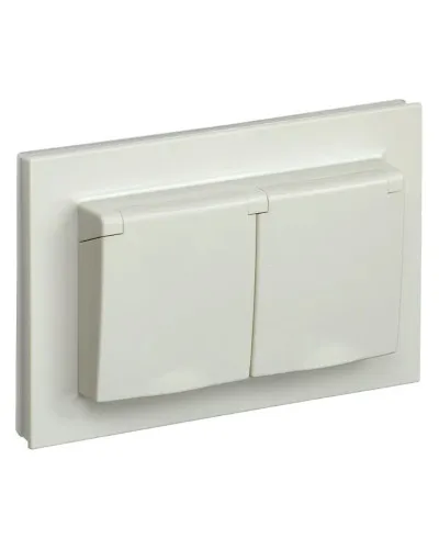 Розетка 2-местная с з/к РСбш12-3-44-БрКр бежевый BRITE (BR-R26-16-44-K10-F). Розетка с заземлением с защитными шторками и крышкой в сборе. IEK в Саранске