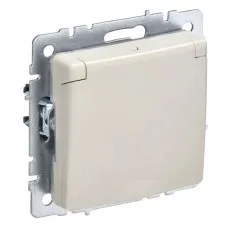 Розетка с з/к РСбш10-3-БрКр бежевый BRITE (BR-R16-16-K10). Розетка с заземлением с защитными шторками и крышкой. IEK